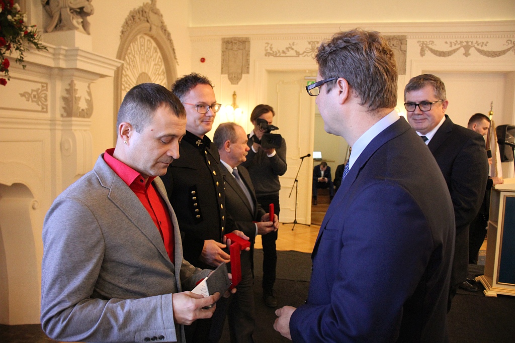 Pracownicy KGHM Zanam zostali odznaczeni z okazji Barbórki