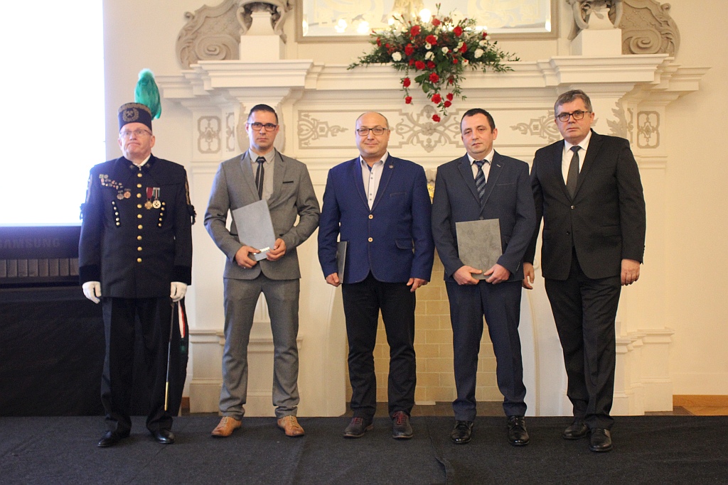 Pracownicy KGHM Zanam zostali odznaczeni z okazji Barbórki
