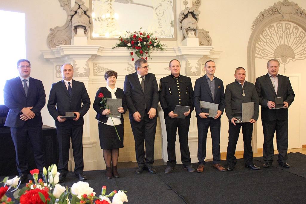 Pracownicy KGHM Zanam zostali odznaczeni z okazji Barbórki