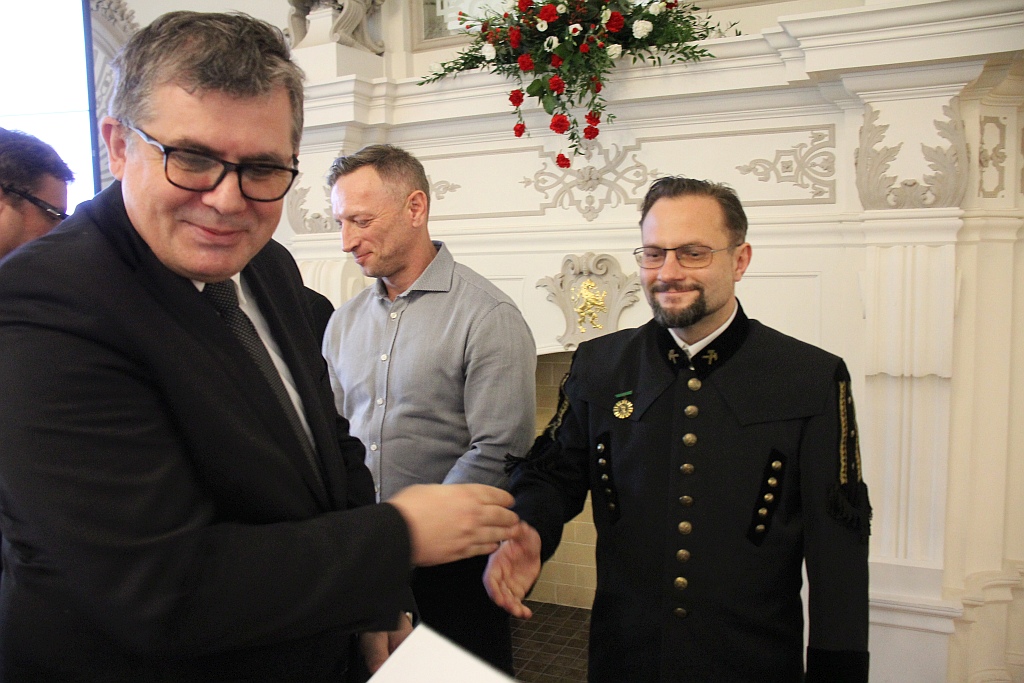 Pracownicy KGHM Zanam zostali odznaczeni z okazji Barbórki
