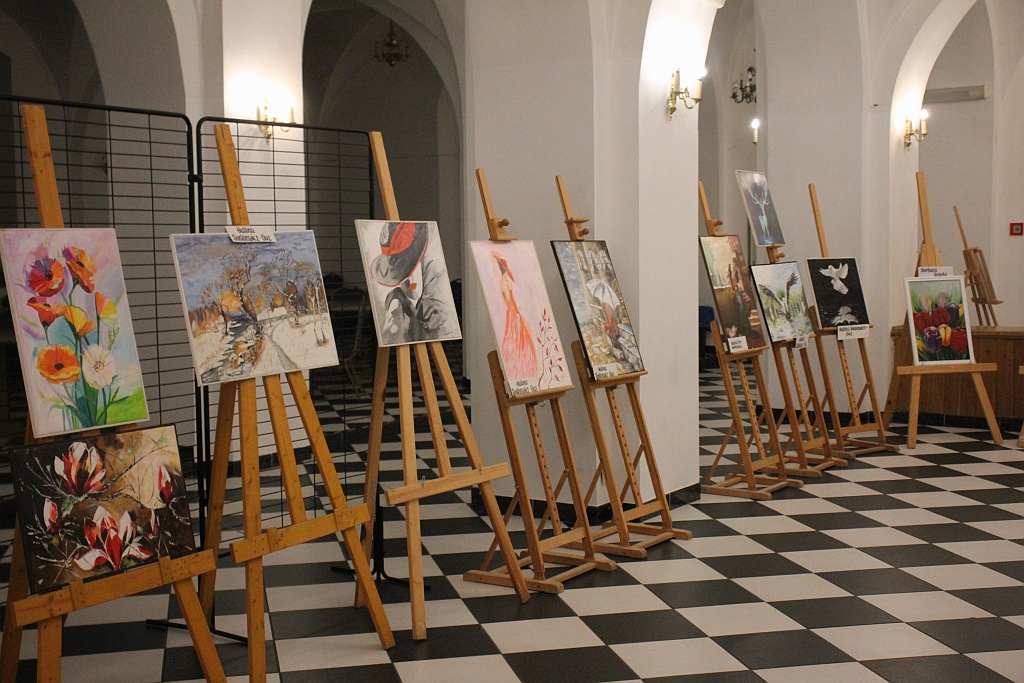 Piękna nasza Polska cała. Wystawa w Legnickim Centrum Kultury