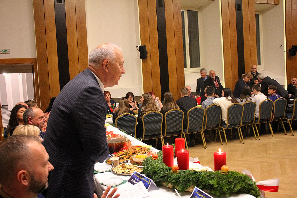 Mniejszości narodowe i etniczne przy wspólnym wigilijnym stole