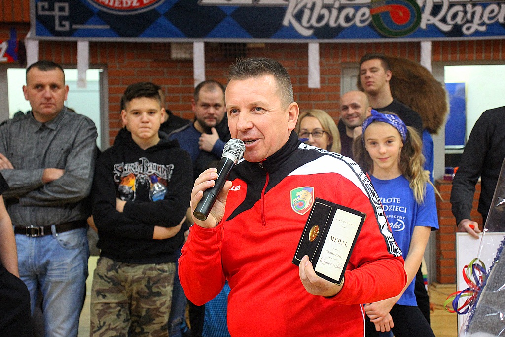Dziesiąty Świąteczny Turniej Charytatywny na Piekarach