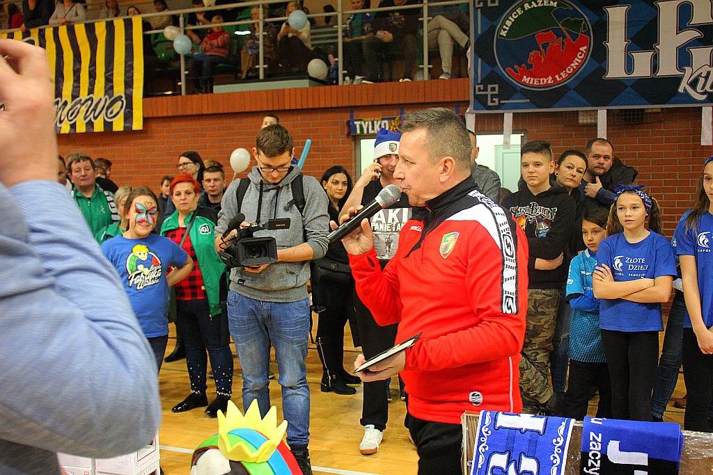 Dziesiąty Świąteczny Turniej Charytatywny na Piekarach