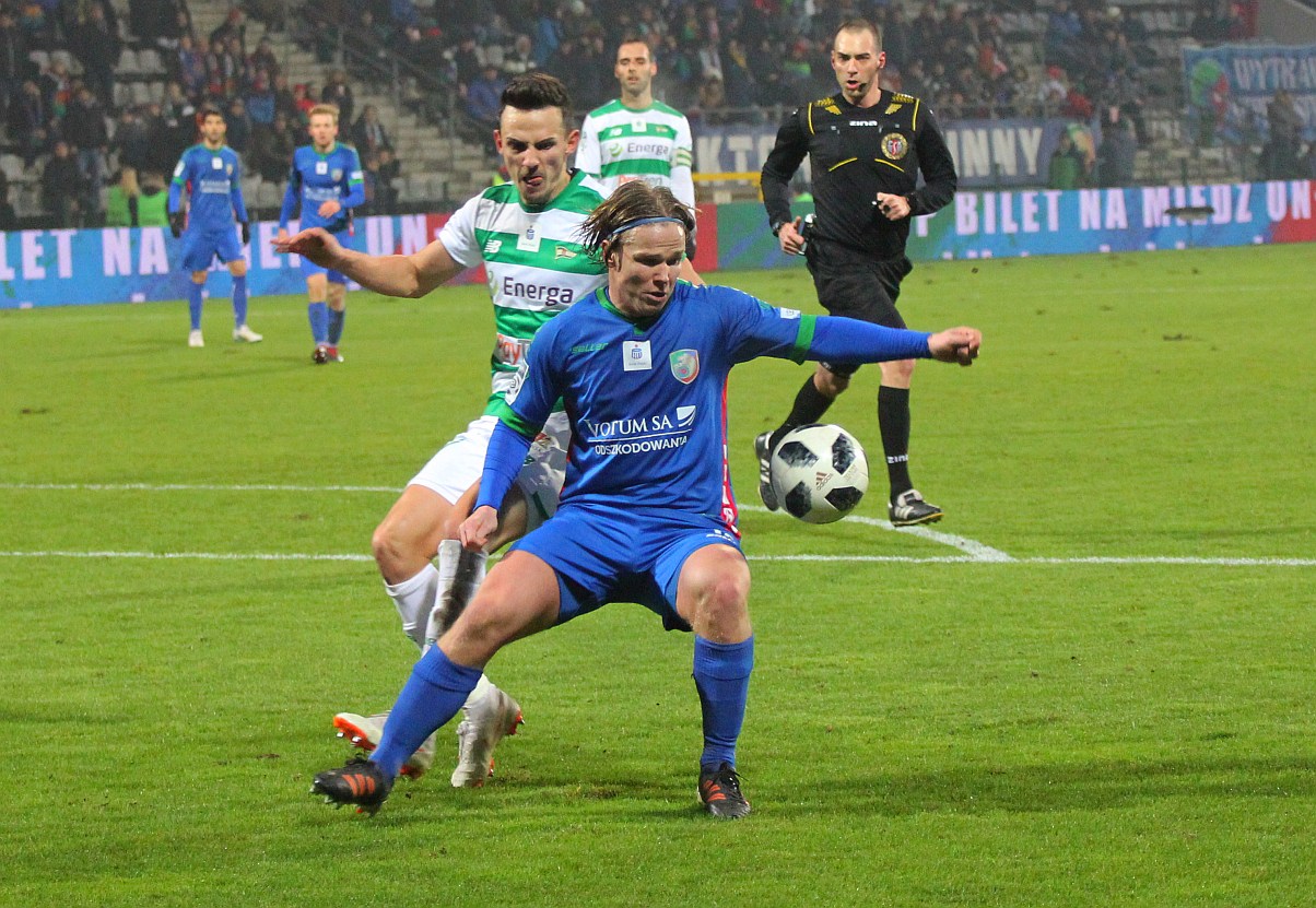 Cenny punkt Miedzi. Brawa dla piłkarzy i kibiców     
