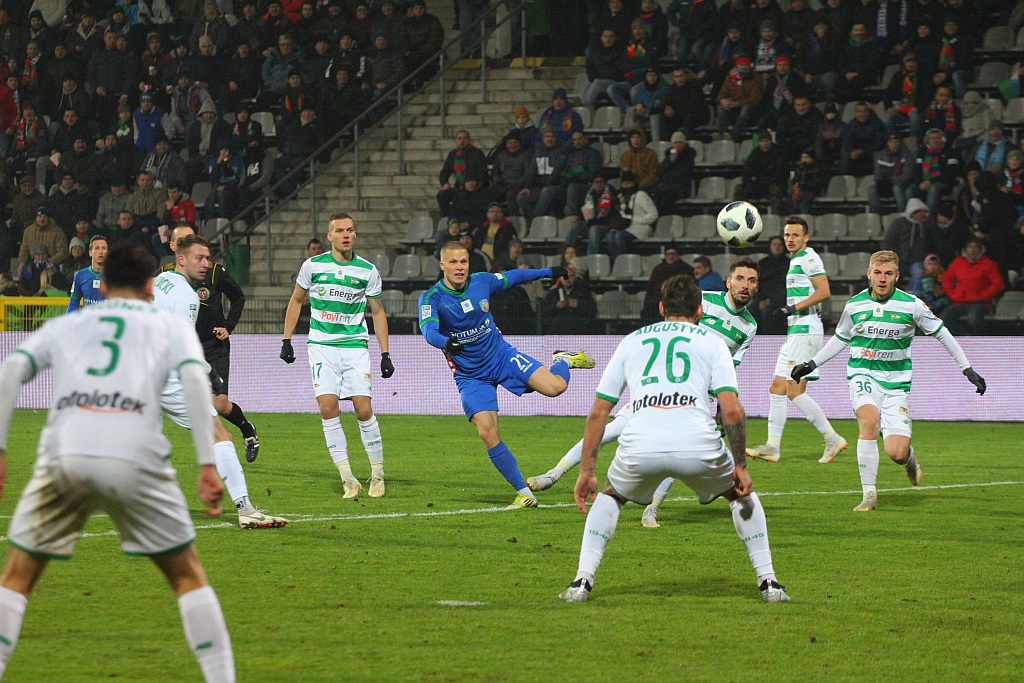 Cenny punkt Miedzi. Brawa dla piłkarzy i kibiców     

