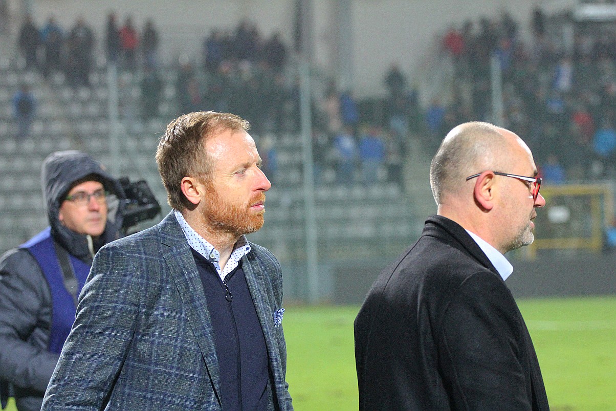 Cenny punkt Miedzi. Brawa dla piłkarzy i kibiców     

