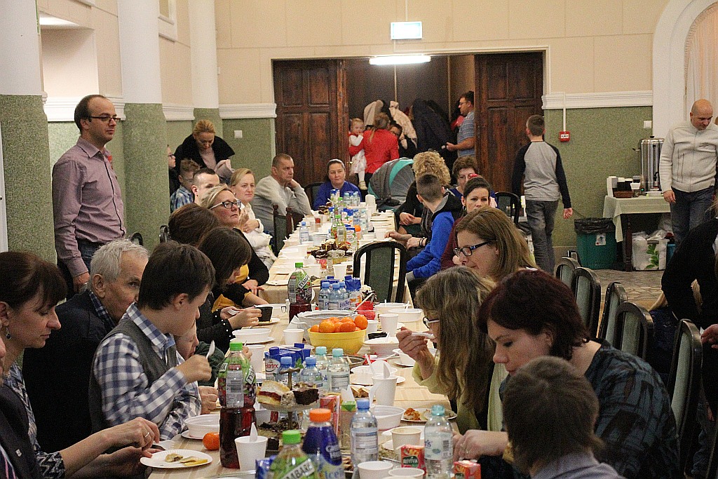 Podopieczni „Otwórz Serce” zasiedli do stołu wigilijnego