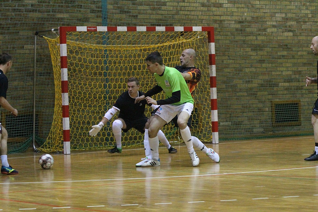 Wietrzak Team wygrywa z Fire w szlagierowym pojedynku