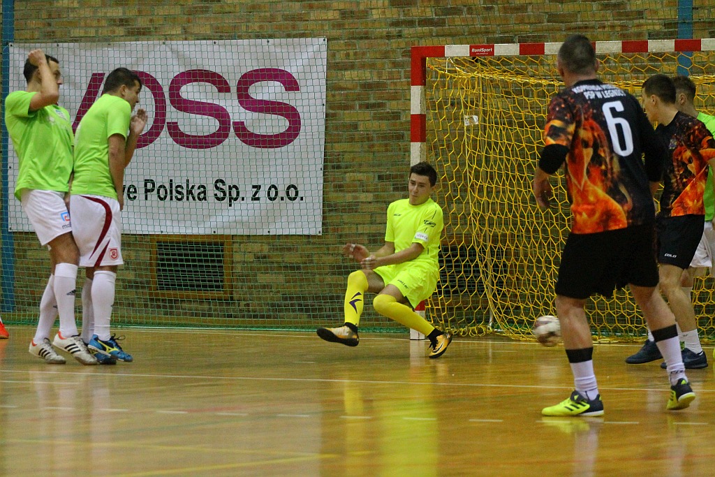 Wietrzak Team wygrywa z Fire w szlagierowym pojedynku