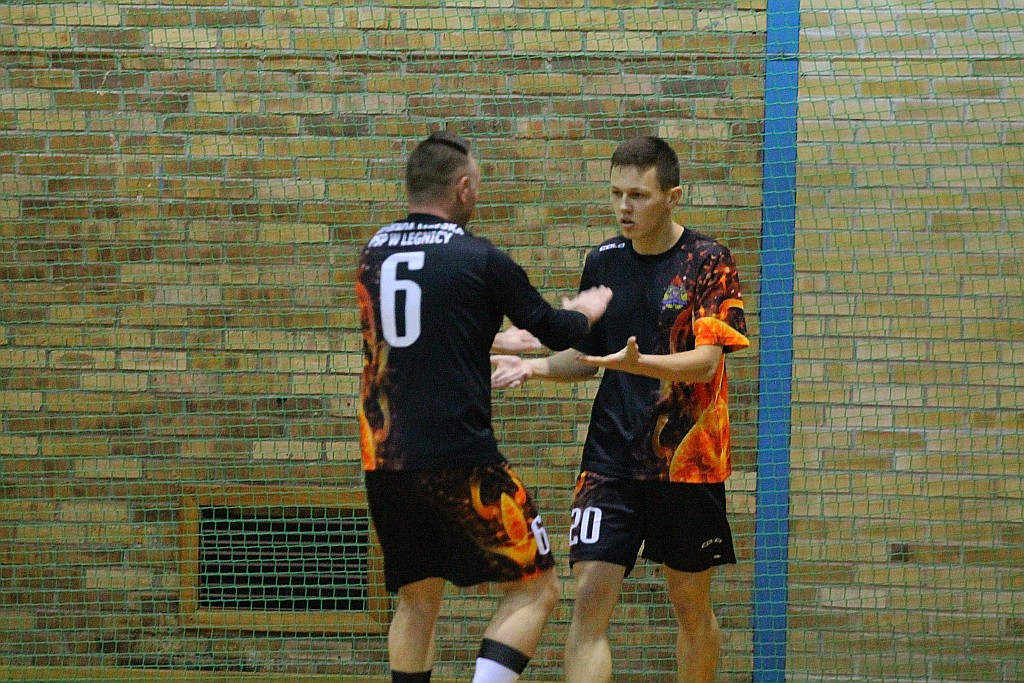 Wietrzak Team wygrywa z Fire w szlagierowym pojedynku