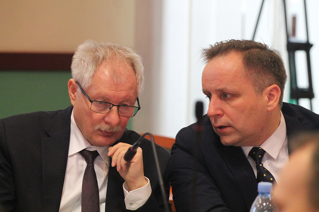 Radni przyjęli budżet na trzeciej w tym roku sesji