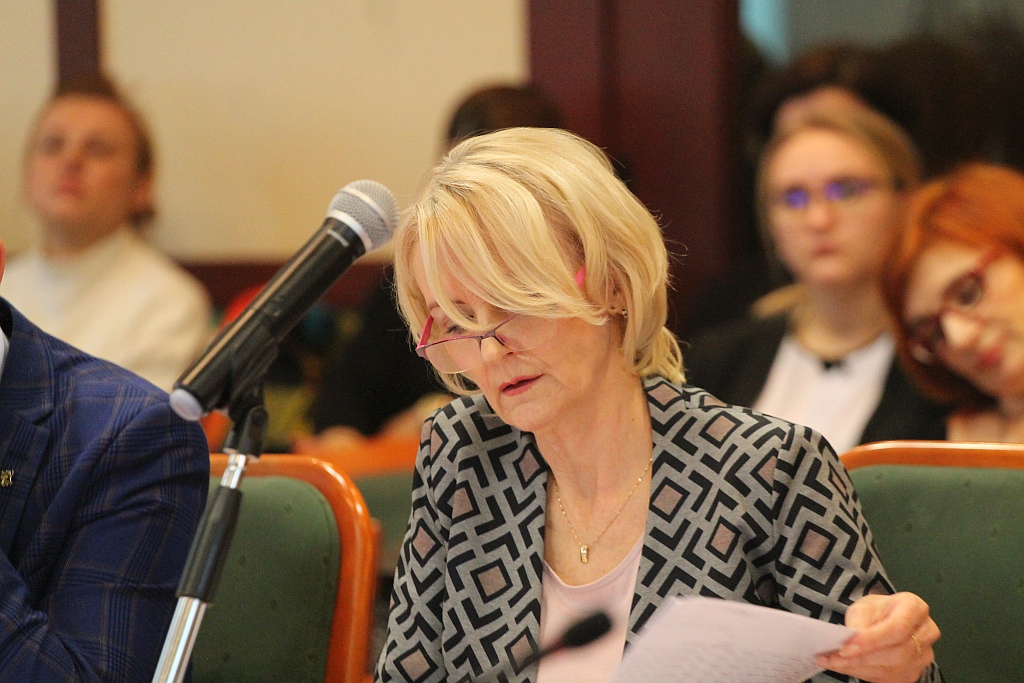 Radni przyjęli budżet na trzeciej w tym roku sesji