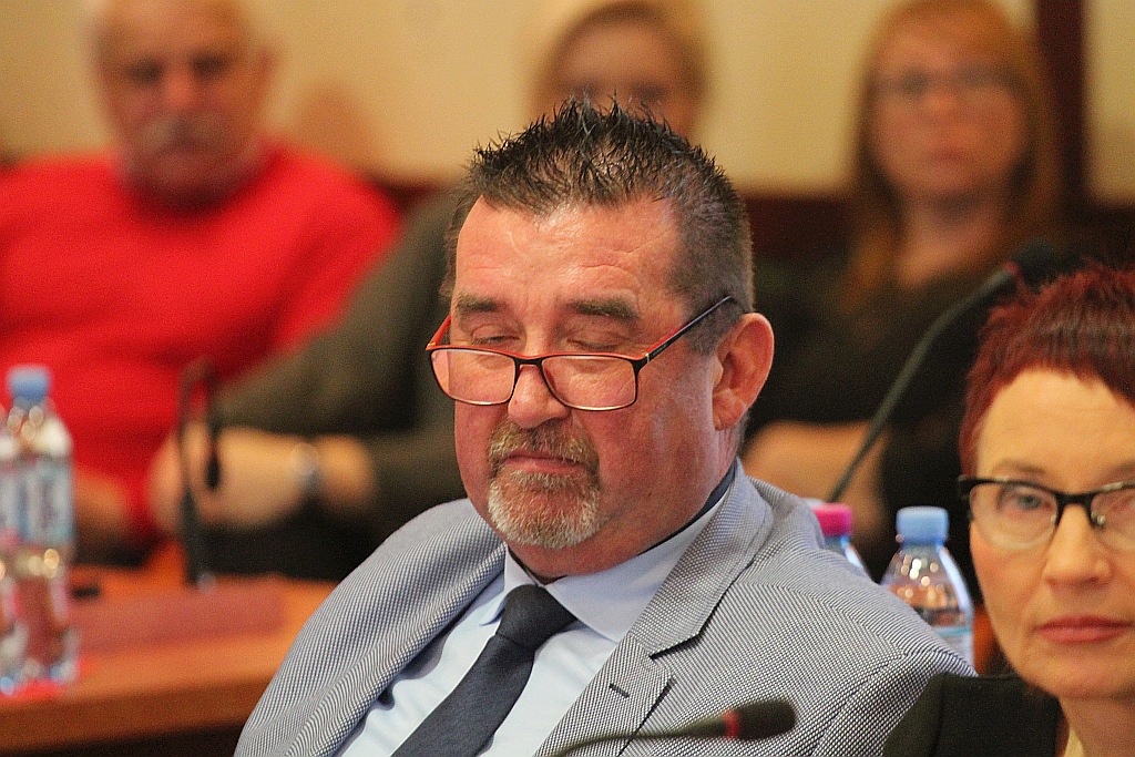 Radni przyjęli budżet na trzeciej w tym roku sesji