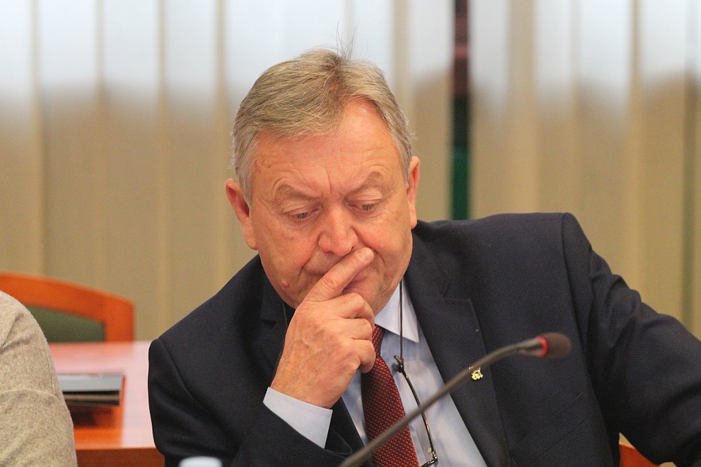 Radni przyjęli budżet na trzeciej w tym roku sesji
