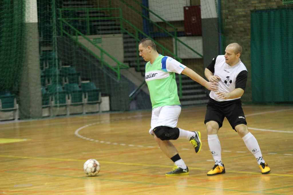 Legnicka Liga Halowa: Piąta kolejka pełna futsalowych emocji