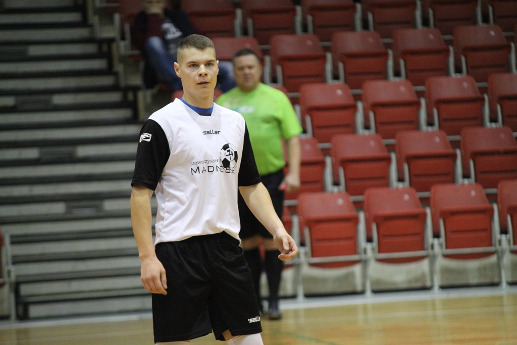 Legnicka Liga Halowa: Piąta kolejka pełna futsalowych emocji