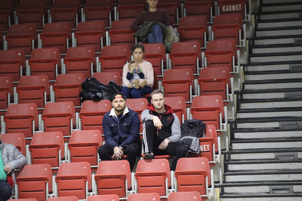 Legnicka Liga Halowa: Piąta kolejka pełna futsalowych emocji