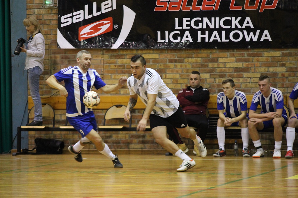 Legnicka Liga Halowa: Piąta kolejka pełna futsalowych emocji