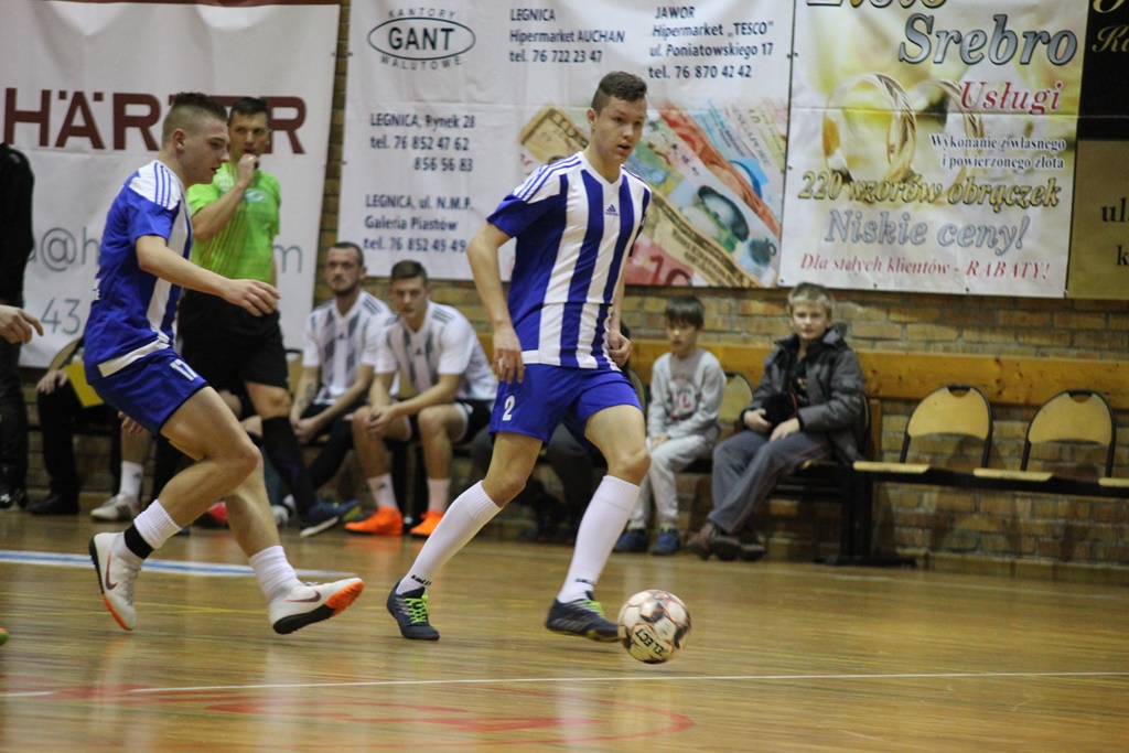 Legnicka Liga Halowa: Piąta kolejka pełna futsalowych emocji