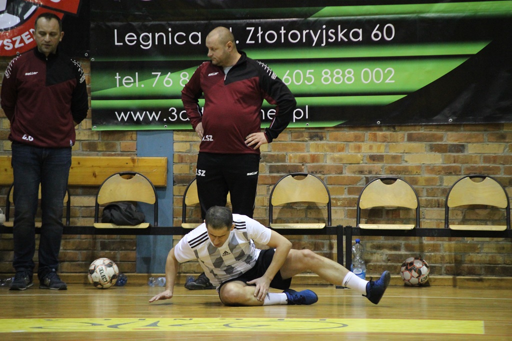 Legnicka Liga Halowa: Piąta kolejka pełna futsalowych emocji