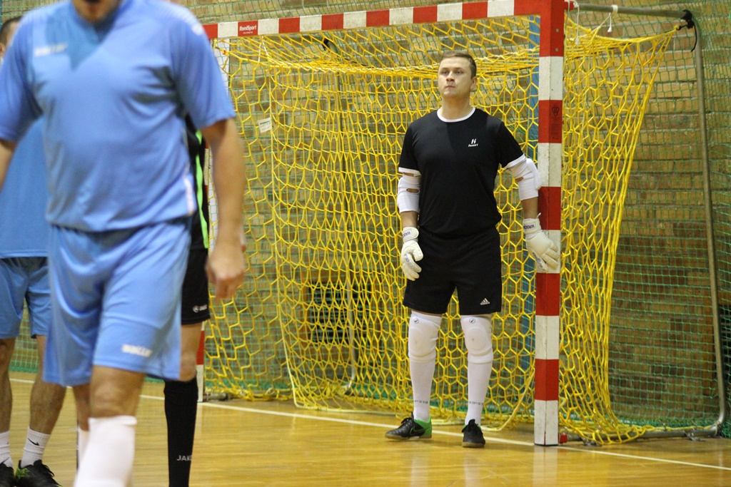 Legnicka Liga Halowa: Piąta kolejka pełna futsalowych emocji