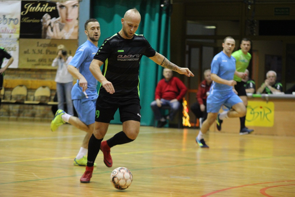 Legnicka Liga Halowa: Piąta kolejka pełna futsalowych emocji