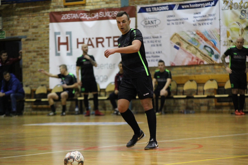 Legnicka Liga Halowa: Piąta kolejka pełna futsalowych emocji