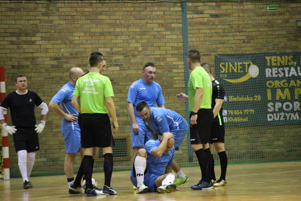 Legnicka Liga Halowa: Piąta kolejka pełna futsalowych emocji
