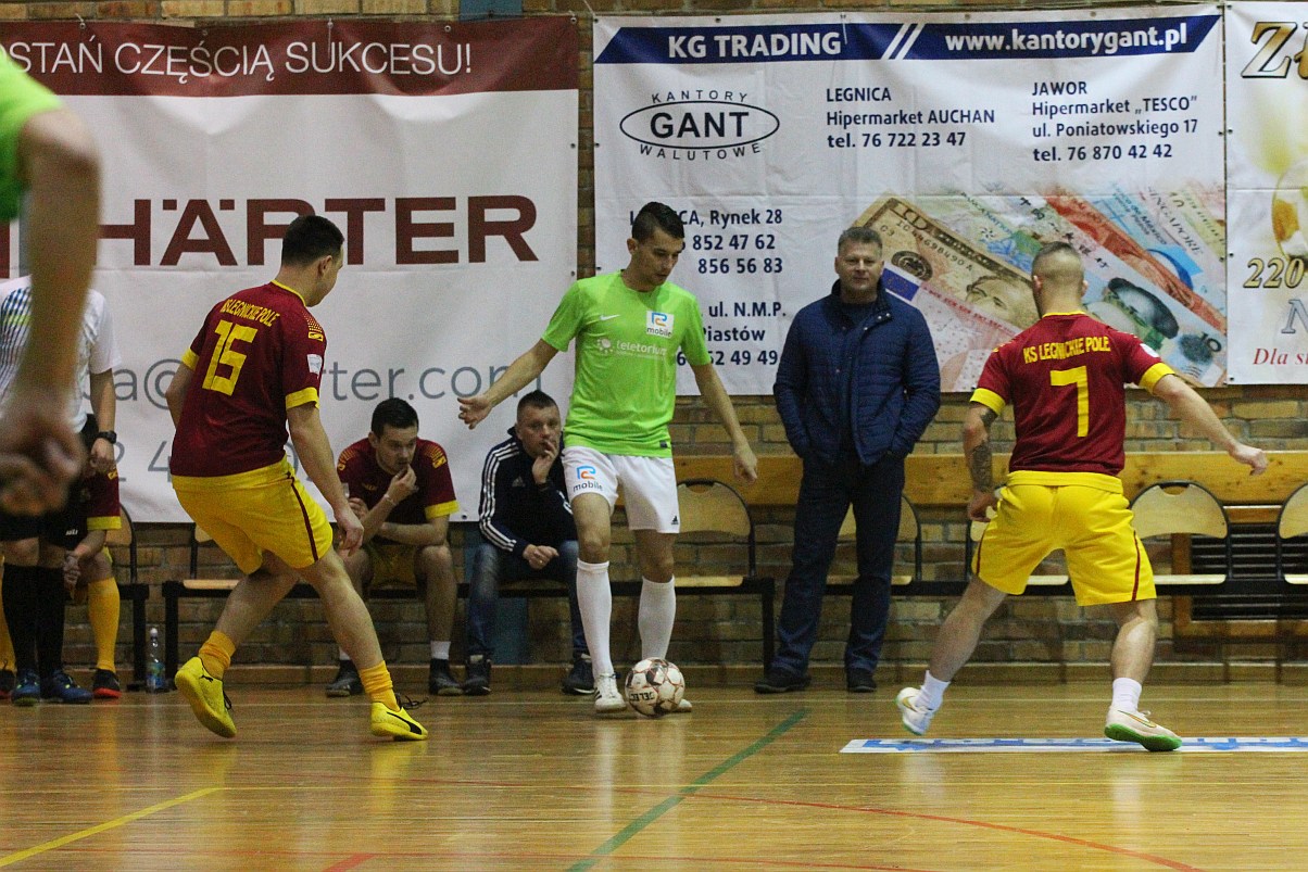 Legnicka Liga Halowa: Piąta kolejka pełna futsalowych emocji