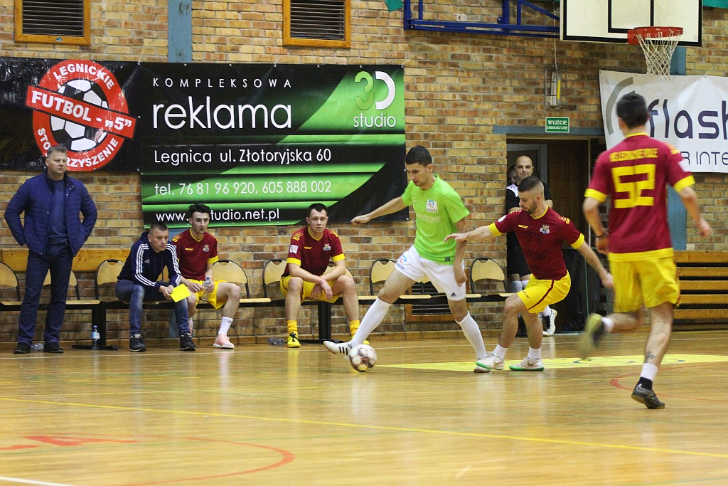 Legnicka Liga Halowa: Piąta kolejka pełna futsalowych emocji