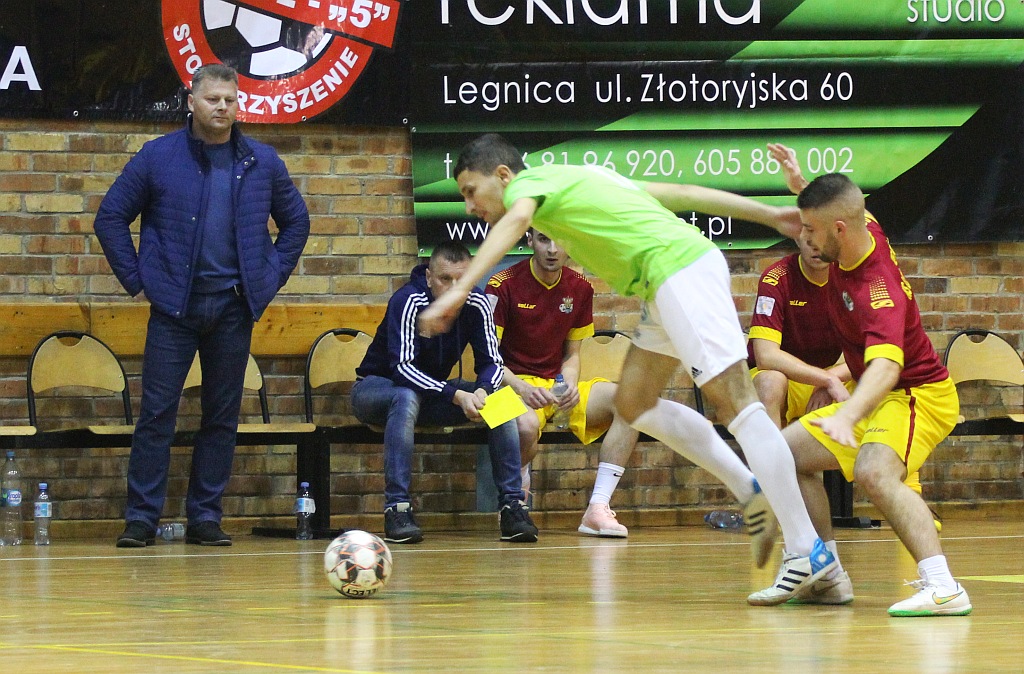 Legnicka Liga Halowa: Piąta kolejka pełna futsalowych emocji
