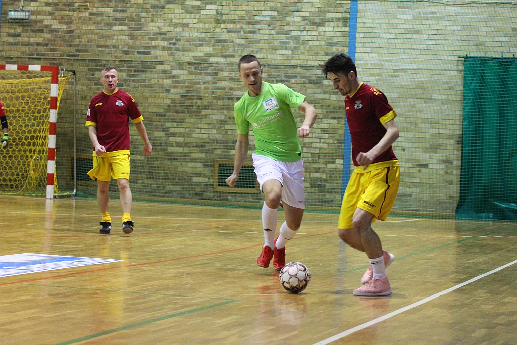Legnicka Liga Halowa: Piąta kolejka pełna futsalowych emocji