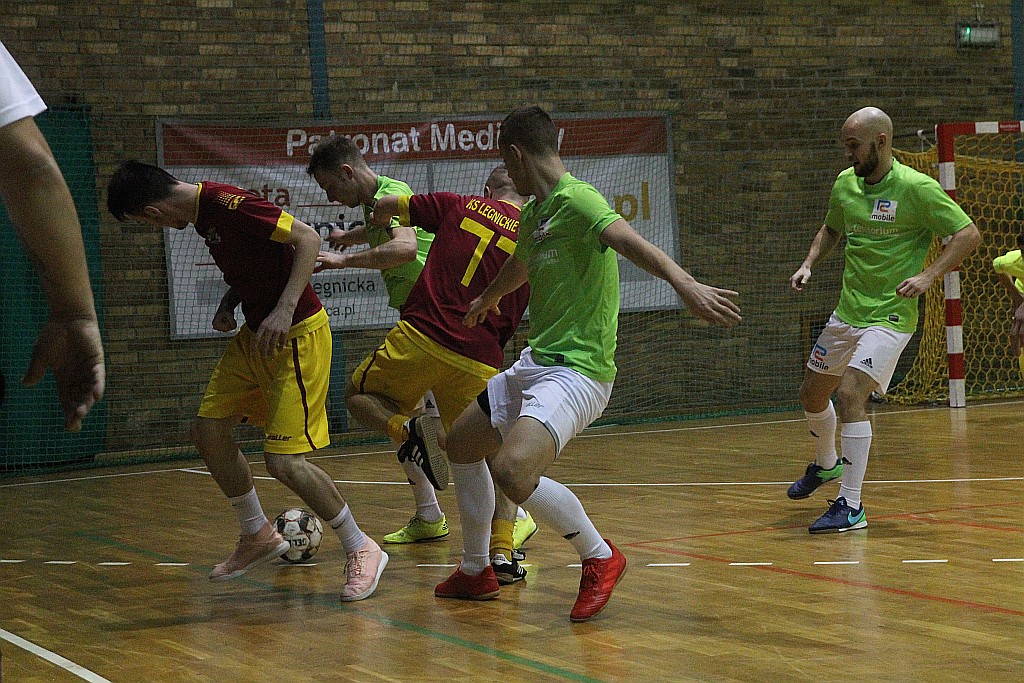 Legnicka Liga Halowa: Piąta kolejka pełna futsalowych emocji