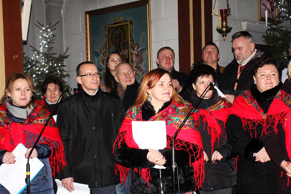 Mieszkańcy Koskowic w zadumie pożegnali mijający rok