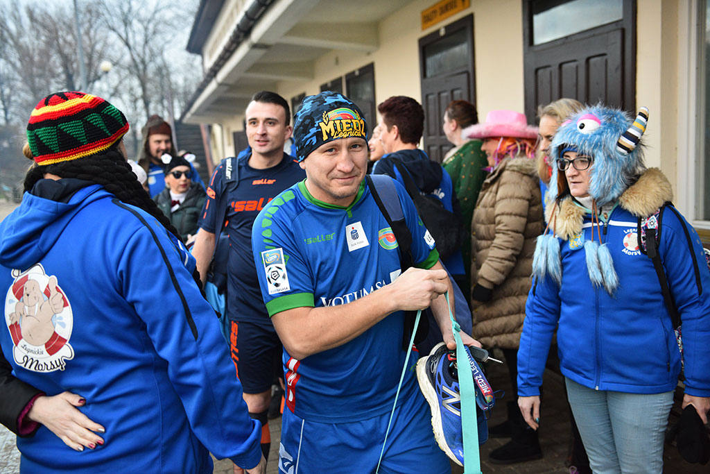 Legnickie Morsy zanurzyły się w noworoczne popołudnie
