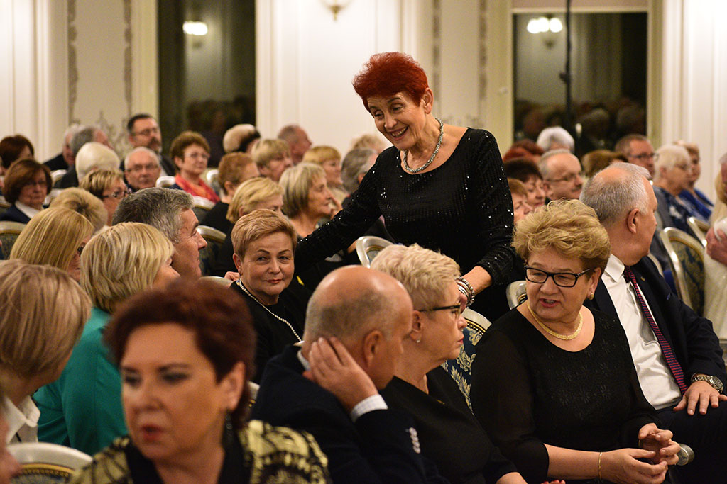 Śpiewnym językiem miłości legniczanie wkroczyli w nowy rok