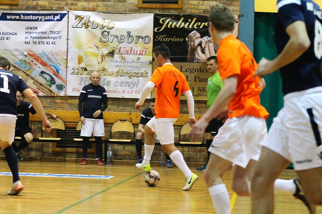 LLH: szósta seria spotkań pod znakiem niespodzianek