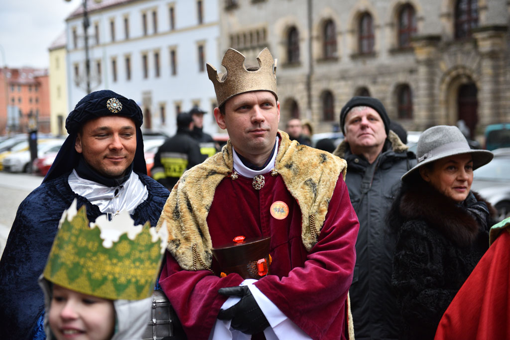 Ulicami Legnicy przeszedł Orszak Trzech Króli