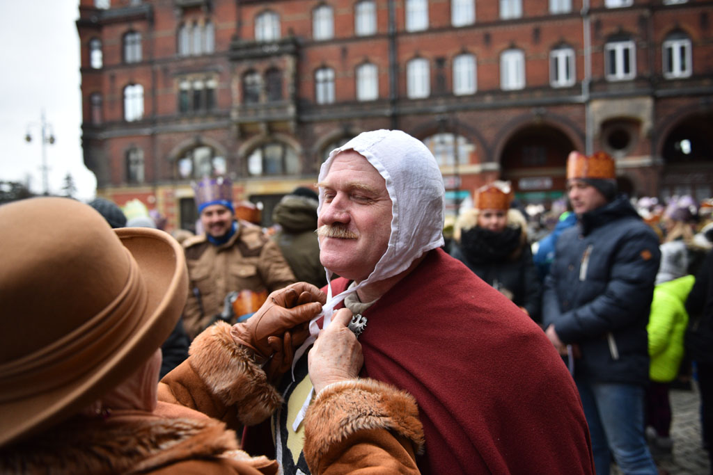 Ulicami Legnicy przeszedł Orszak Trzech Króli