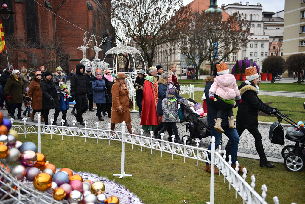 Ulicami Legnicy przeszedł Orszak Trzech Króli