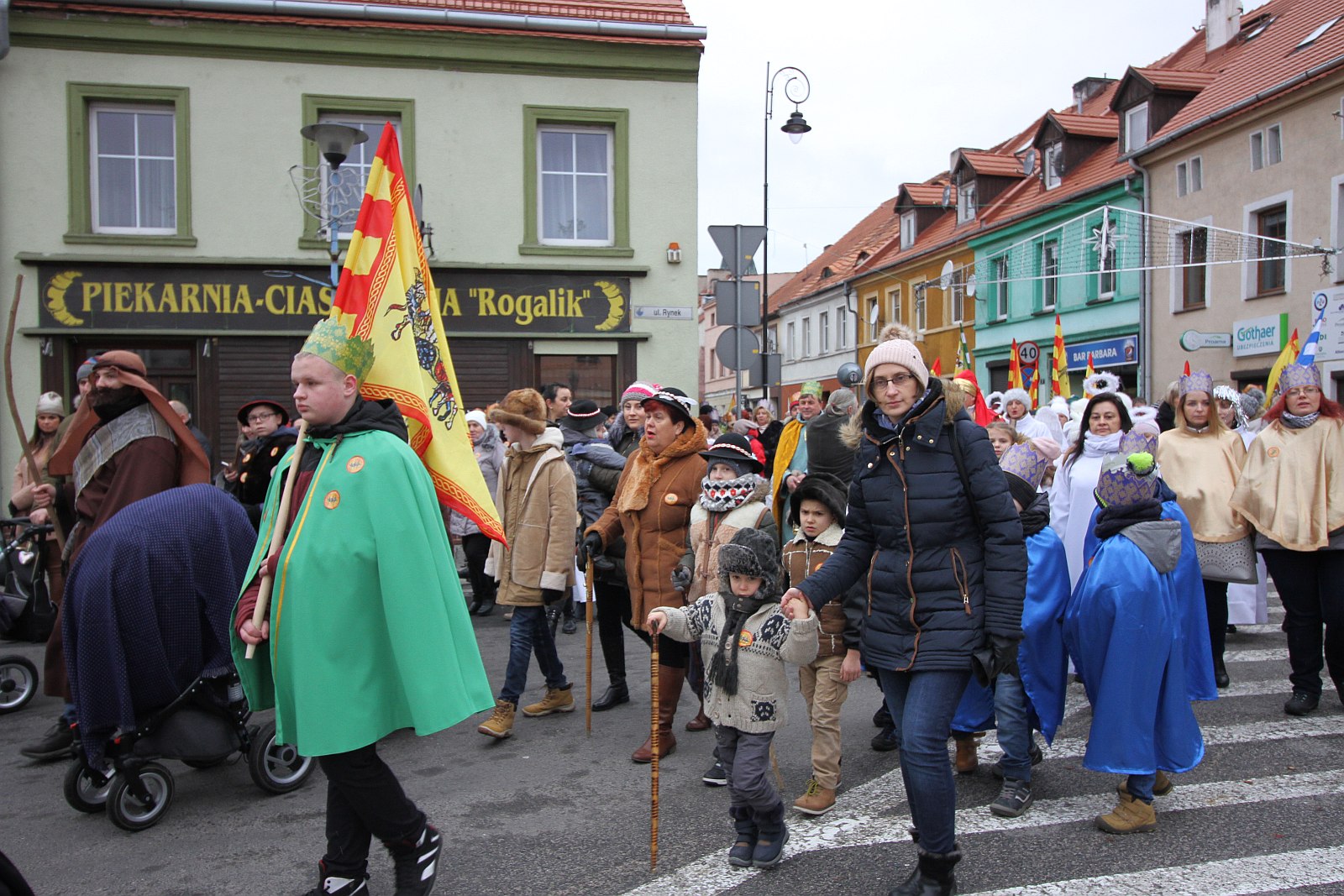 Orszak Trzech Króli zakończył się w prochowickim Rynku
