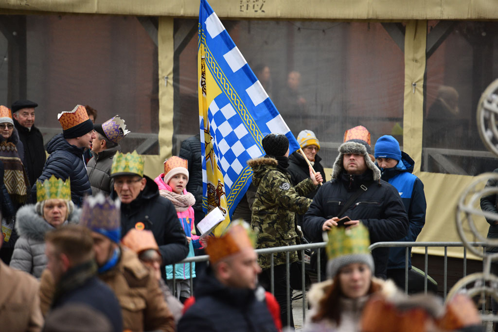 Ulicami Legnicy przeszedł Orszak Trzech Króli