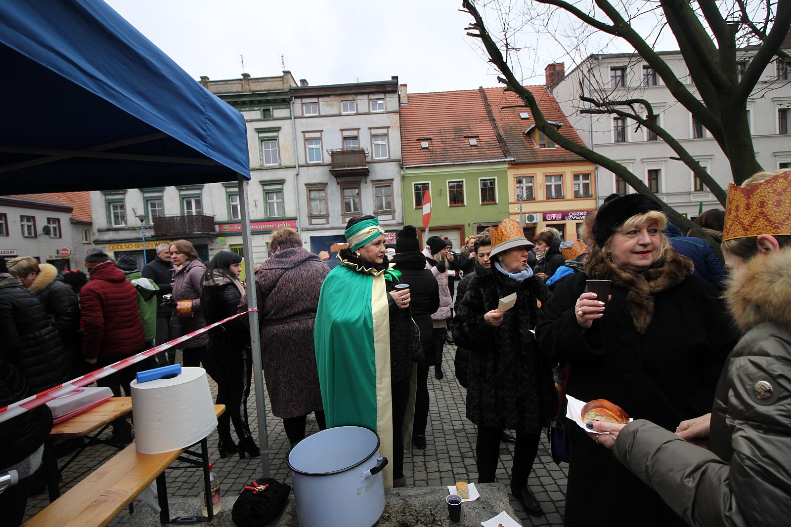 Orszak Trzech Króli zakończył się w prochowickim Rynku