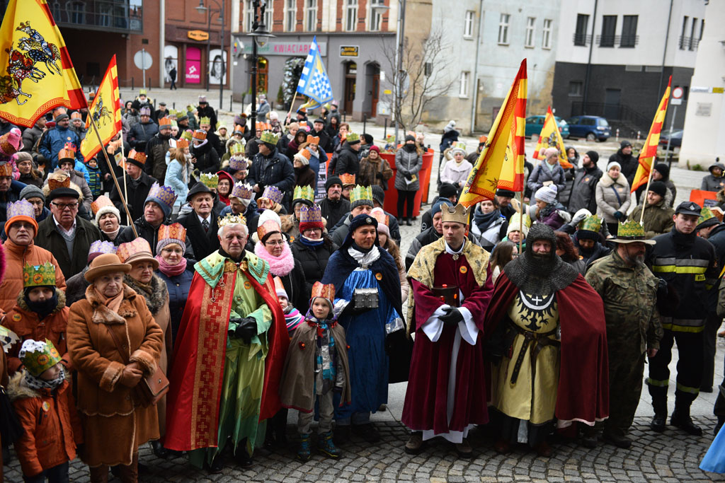 Ulicami Legnicy przeszedł Orszak Trzech Króli