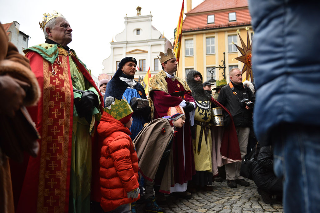 Ulicami Legnicy przeszedł Orszak Trzech Króli