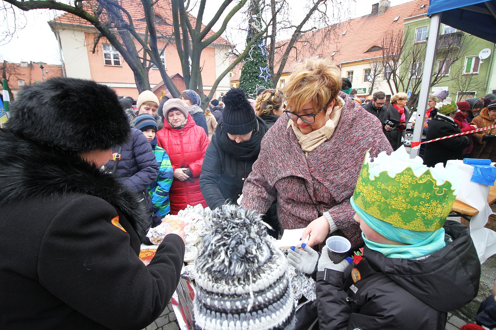 Orszak Trzech Króli zakończył się w prochowickim Rynku