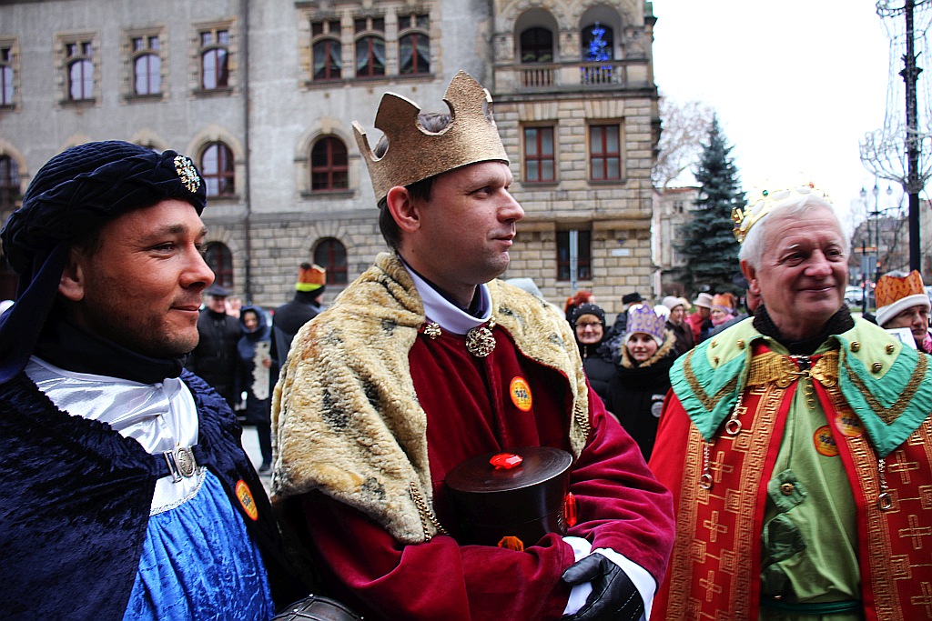 Ulicami Legnicy przeszedł Orszak Trzech Króli