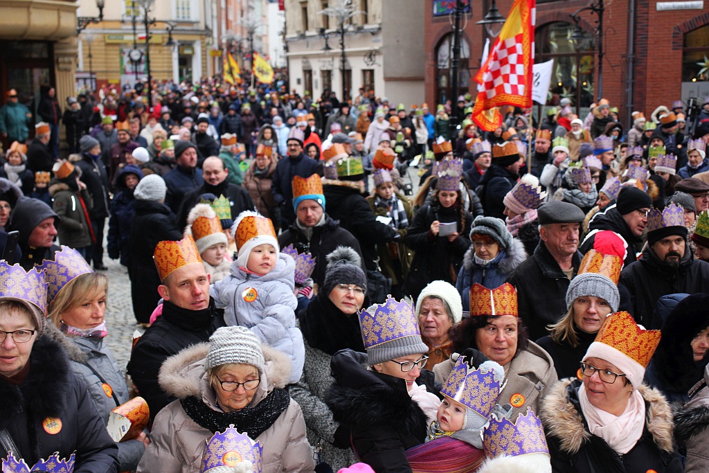 Ulicami Legnicy przeszedł Orszak Trzech Króli