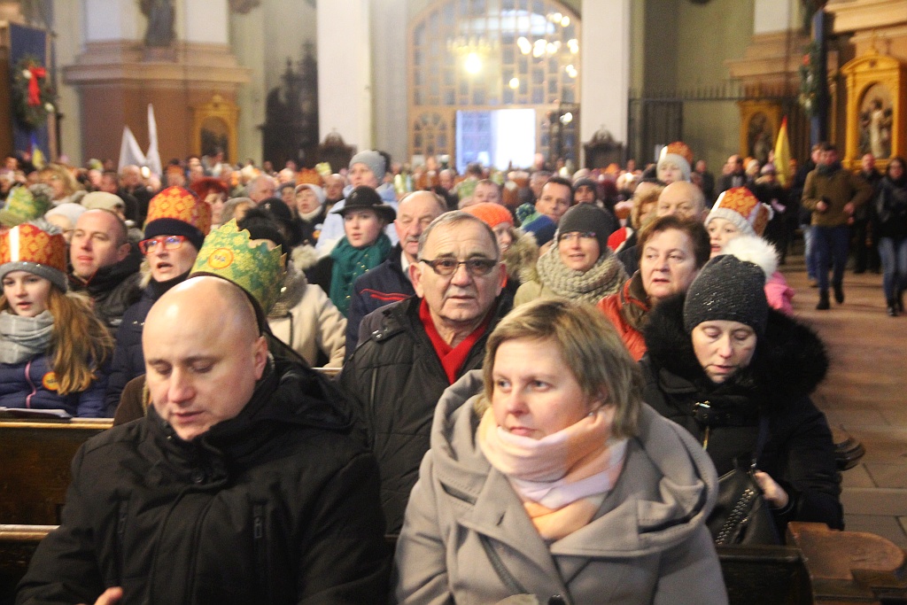 Ulicami Legnicy przeszedł Orszak Trzech Króli